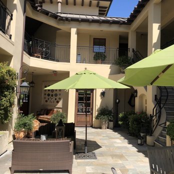 Hotel Cheval - Patio area - Hotels Near Me - Paso Robles, California Hotel Cheval - Patio area - Hotels Near Me - Paso Robles, California