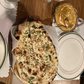 Bombay Palace - Butter Chicken Makhani and Garlic Naan - Indian Near Me - Murray, Utah