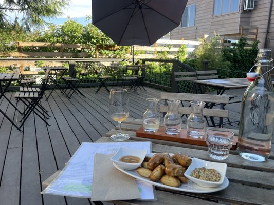 Madrone Wine & Cider Bar by null