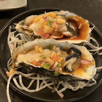 Sumo Hotpot and Sushi - Pacific Oyster - Sushi Bars Near Me - Las Vegas, Nevada Sumo Hotpot and Sushi - Pacific Oyster - Sushi Bars Near Me - Las Vegas, Nevada