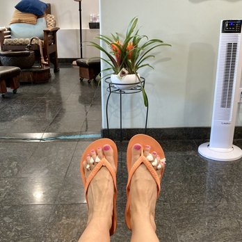 Oasis Nail Spa - Magnolia - Pedicure. - Nail Salons Near Me - Burbank, California