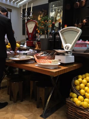 Novikov Restaurant & Bar by null