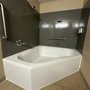 Holiday Inn Express Bloomington West