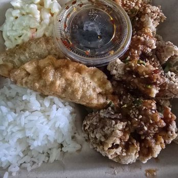 Da Soriano Grindz - Korean Chicken with mandoo - Filipino Near Me - Kahului, Hawaii