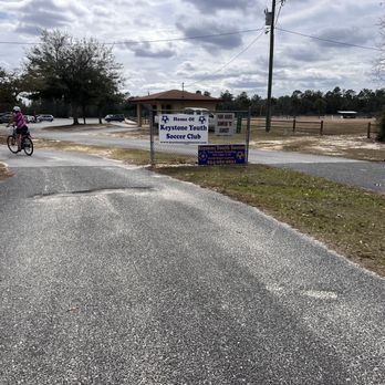Twin Lakes Park - Entrance-from bike trail - Playgrounds Near Me - Keystone Heights, Florida