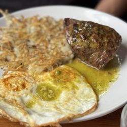 Charlotte’s - Steak and eggs