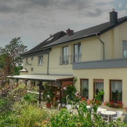 Sport- und Brückenhaus