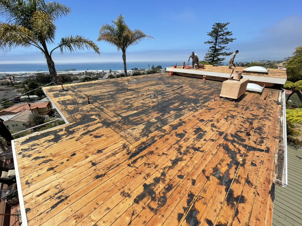 Slide of B&R Roofing & Tear Off