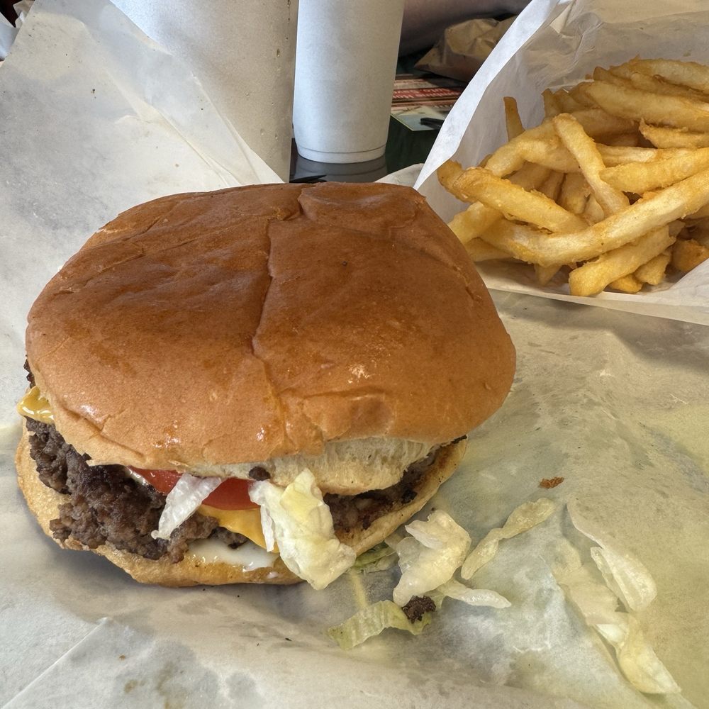 Butcher Boy's - Cheeseburger - Burgers Near Me - Nacogdoches, Texas Butcher Boy's - Cheeseburger - Burgers Near Me - Nacogdoches, Texas