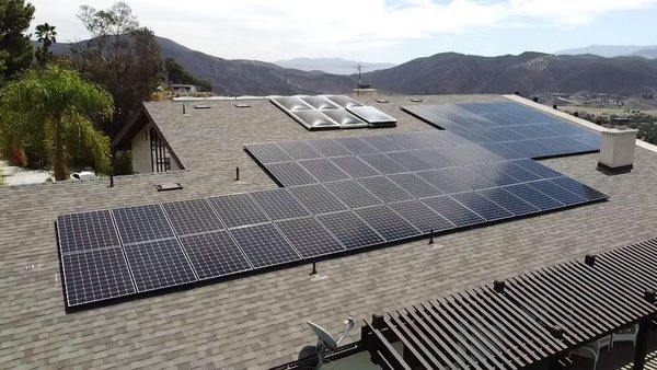 Large residential solar installation - When the utility bill keeps climbing, the only solution is to gather most of your energy from the sun with solar panels. Combine the solar with a battery, and you have a system that helps offset your usage at peak times and provides back up power during an outage. Large residential solar installation - When the utility bill keeps climbing, the only solution is to gather most of your energy from the sun with solar panels. Combine the solar with a battery, and you have a system that helps offset your usage at peak times and provides back up power during an outage.