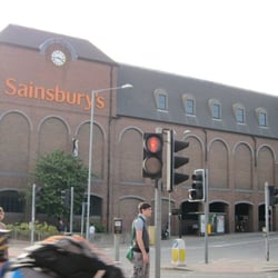 Sainsbury's - From the bus stop to Sainsbury's
