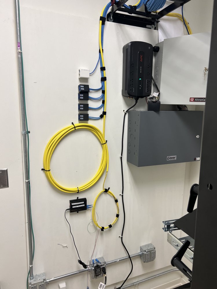 WIZARD INSTALLATIONS Updated August 2024 17 Photos Eden Prairie