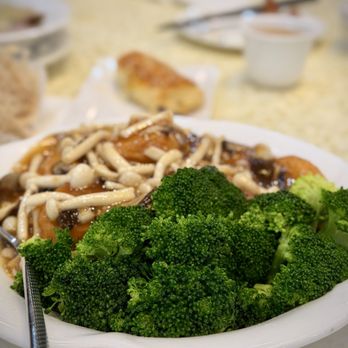 New Full House - Fungus with broccoli - Dim Sum Near Me - Arcadia, California