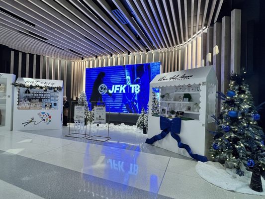 John F. Kennedy International Airport by null