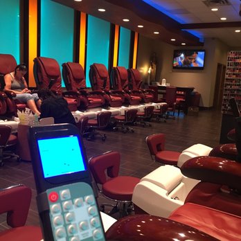 7 Nails and Spa - Incredibly clean! - Nail Salons Near Me - Saint Paul, Minnesota