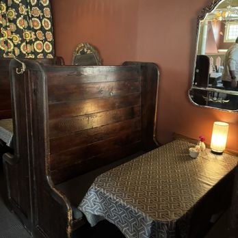 300 East - Inside tables - New American Near Me - Charlotte, North Carolina