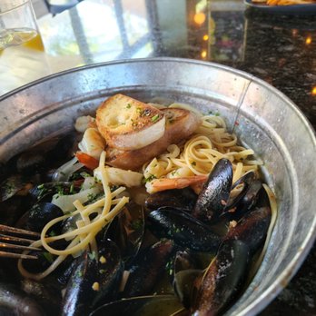 Blaze Steak & Seafood - Shrimp, mussels with linguini was WAY TOO SALTY - Seafood Near Me - Atlanta, Georgia