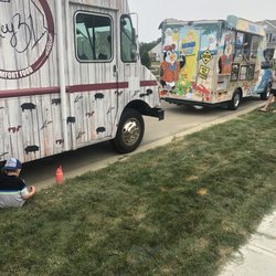 Barley 31 Comfort Food - Kona ice for dinner all we got out of this food truck rally!