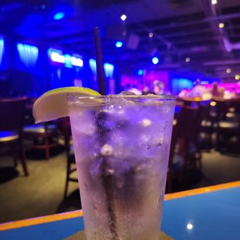 Blue Note Hawaii - Hendricks gin & tonic - Music Venues Near Me - Honolulu, Hawaii