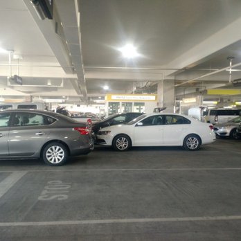 Hertz Rent A Car - Rental car lot. - Car Rental Near Me - El Paso, Texas