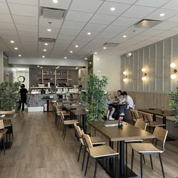Ato Sushi Bar Kitchen - Spaced out seating - clean interior