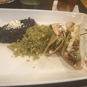 Hugo's Invitados - Brisket taco lunch special - Seafood Near Me - Irving, Texas