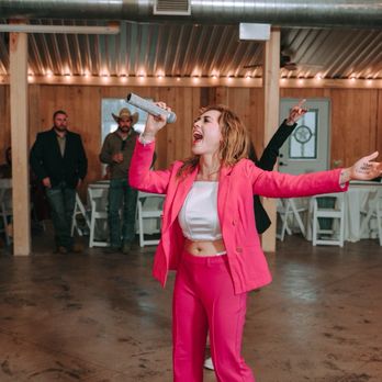 Saki Weddings - Here is one of  our djs having the absolute best time of her life! - DJs Near Me