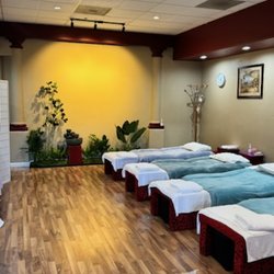 Ark Massage & Spa