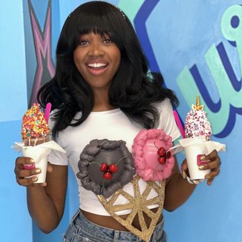 Turn Dough - The Frutti Pebbles & Unicorn, thooooooo'...!!!!!! Peep the PRESENTATION!!!!!! - Ice Cream & Frozen Yogurt Near Me - Los Angeles, California Turn Dough - The Frutti Pebbles & Unicorn, thooooooo'...!!!!!! Peep the PRESENTATION!!!!!! - Ice Cream & Frozen Yogurt Near Me - Los Angeles, California
