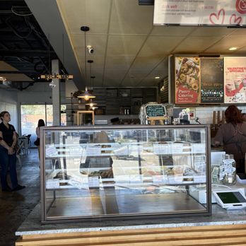 Forum Coffee - Coffee & Tea Near Me - San Diego, California