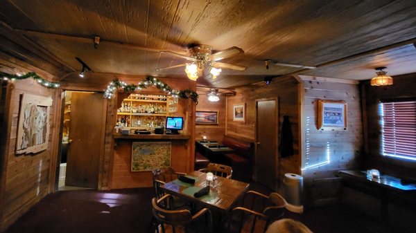 Captain's Anchorage Restaurant and Bar by null