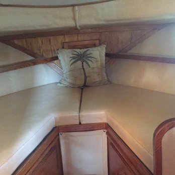 Dockside Boat & Bed - 2nd bedroom of Sea Peepers. - Boat Charters Near Me - Long Beach, California Dockside Boat & Bed - 2nd bedroom of Sea Peepers. - Boat Charters Near Me - Long Beach, California