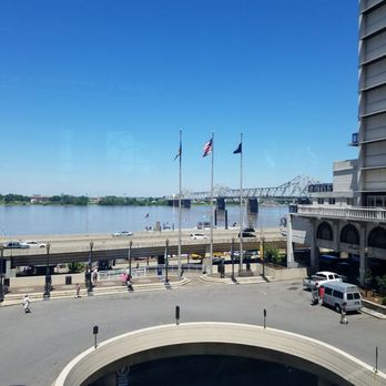 Conservatory - Oh that view - Lounges Near Me - Louisville, Kentucky