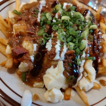 Saint-Houblon - Duck confit poutine - Brewpubs Near Me - Montreal, Quebec