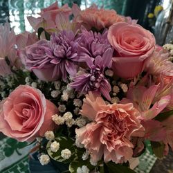 Florists of America - Aren't they gorgeous? Nice and full too.