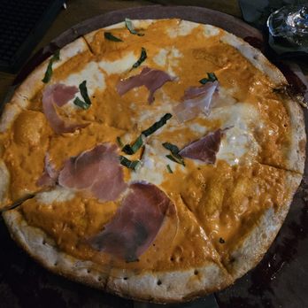 Bar Grazie - Burrata pizza - Pizza Near Me - Massapequa Park, New York