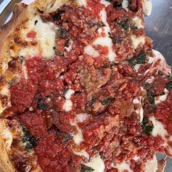 Emmett's - Deep dish with spinach and caramelized onions - American Near Me - New York, New York
