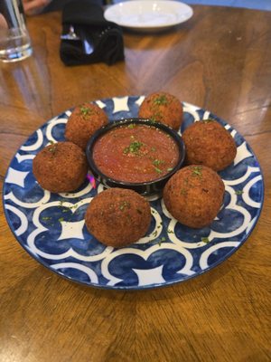 Amore Mio Trattoria by null