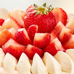 Juana de Avila Cafe & Bakery - Cake is calling your name | Photo by www.lvbranding.com