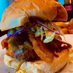 Melt Gourmet Cheeseburgers - Fire Roasted Green Chile Cheeseburger