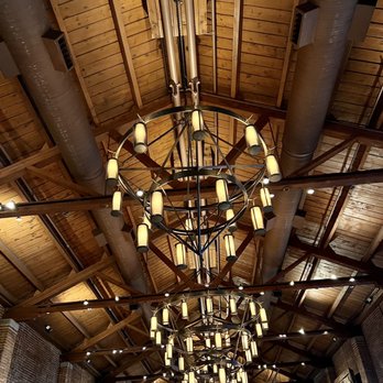 Jack Stack Barbecue - Freight House - Nice swanky light fixtures - Barbeque Near Me - Kansas City, Missouri Jack Stack Barbecue - Freight House - Nice swanky light fixtures - Barbeque Near Me - Kansas City, Missouri