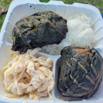 Pono Market - Pork and chicken lau lau with Mac salad - Hawaiian Near Me - Kapaa, Hawaii Pono Market - Pork and chicken lau lau with Mac salad - Hawaiian Near Me - Kapaa, Hawaii