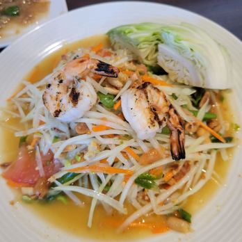 Monora Thai - Cerritos - Papaya Salad with Shrimp $9.95 - Thai Near Me - Cerritos, California
