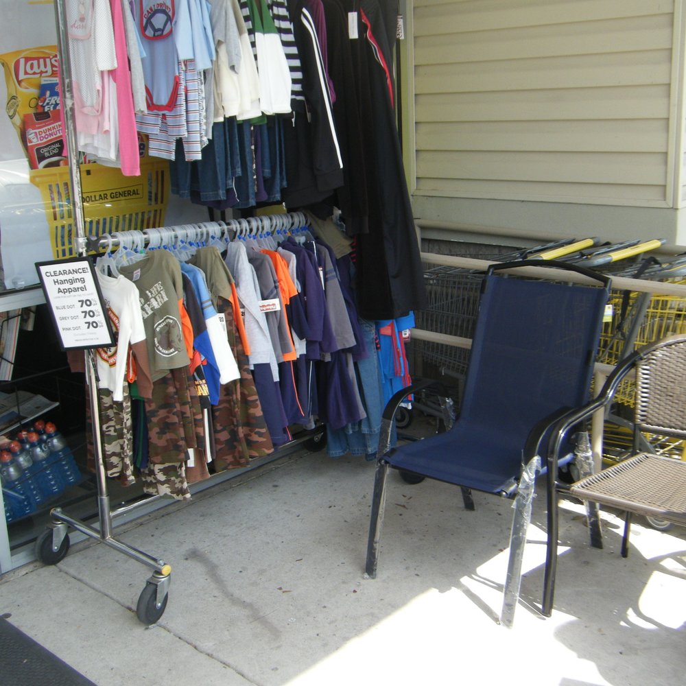 Dollar General - Stuff outside. - Grocery Near Me - Osteen, Florida