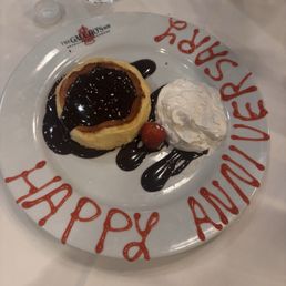 Cheesecake with chocolate sauce (it bangs) Cheesecake with chocolate sauce (it bangs)