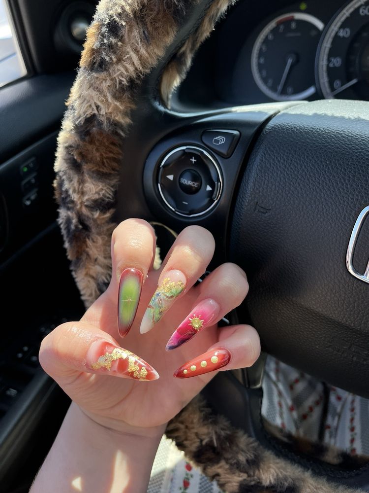 LUXE NAILS & BEAUTY BAR with reviews Updated September 2024 88