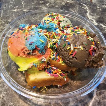 Ice Cream Worx - 3 scoops with housemade pound cake - Ice Cream & Frozen Yogurt Near Me - Gaithersburg, Maryland Ice Cream Worx - 3 scoops with housemade pound cake - Ice Cream & Frozen Yogurt Near Me - Gaithersburg, Maryland