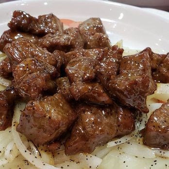 Mekong Palace - French style filet mignon over peppered onions - Dim Sum Near Me - Mesa, Arizona