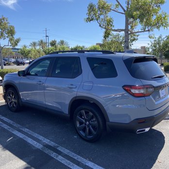 Sunshine Tint - 3M Ceramic Tint - Car Window Tinting Near Me Sunshine Tint - 3M Ceramic Tint - Car Window Tinting Near Me