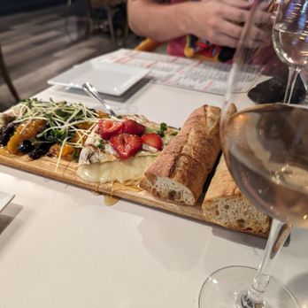 TASTE! Craft Eatery - Paso Robles - Grilled brie. - Salad Near Me - Paso Robles, California TASTE! Craft Eatery - Paso Robles - Grilled brie. - Salad Near Me - Paso Robles, California